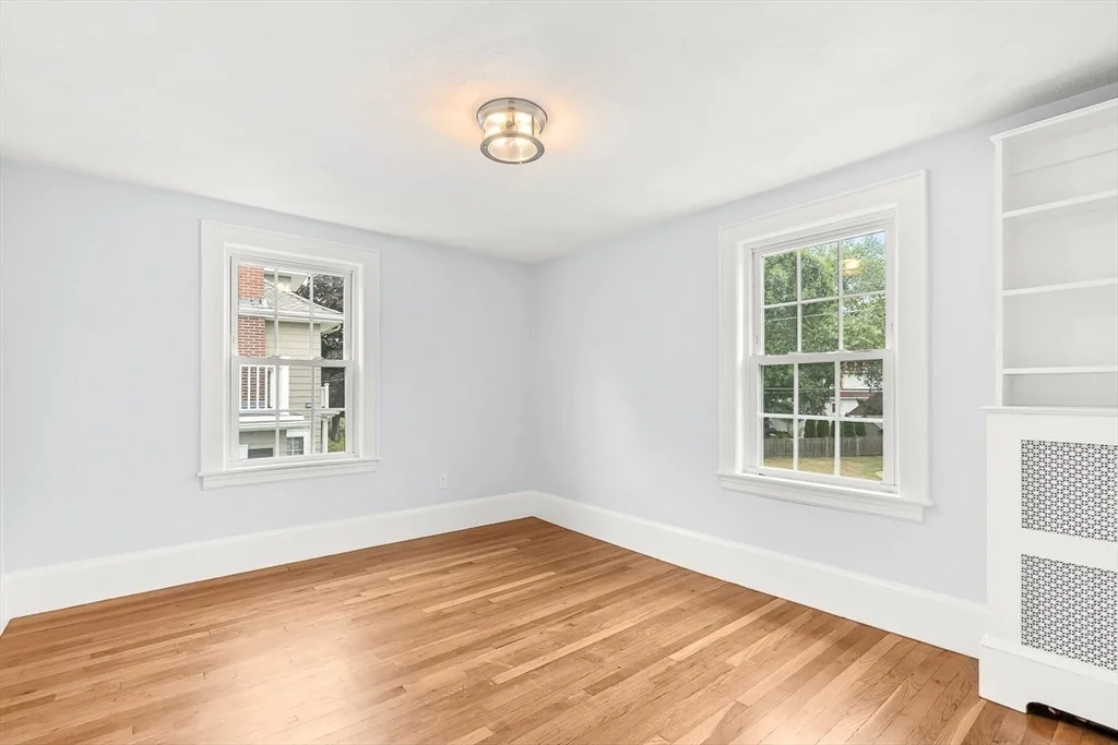 3 bed, 1 bath apartment for rent at 48 Whitney Rd, Lawrence Estates — photo 18 of 21