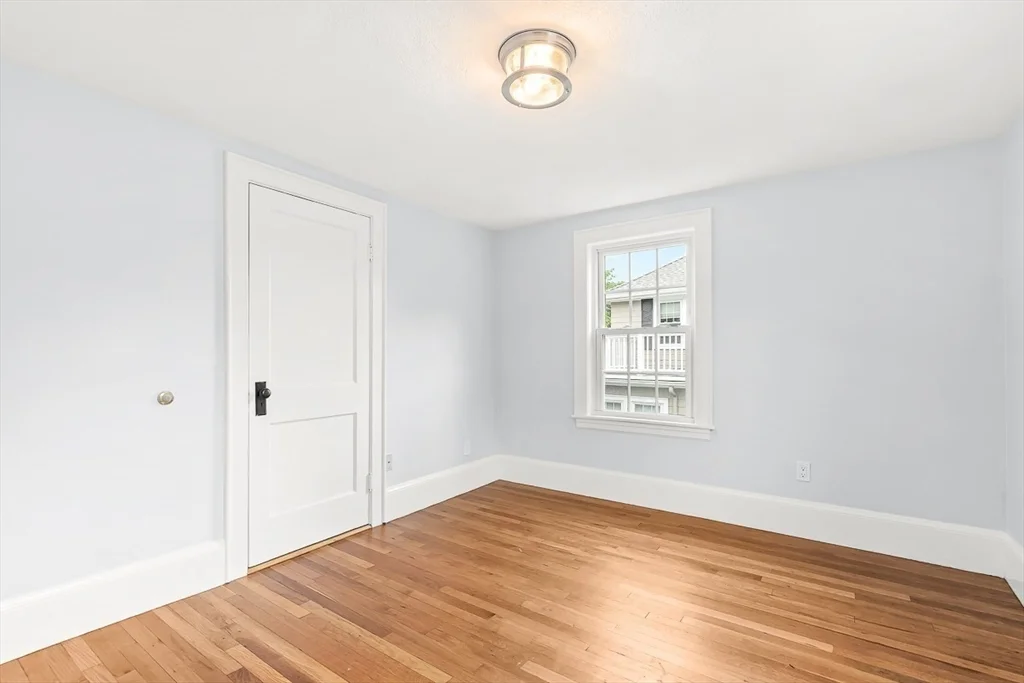 3 bed, 1 bath apartment for rent at 48 Whitney Rd, Lawrence Estates — photo 19 of 21