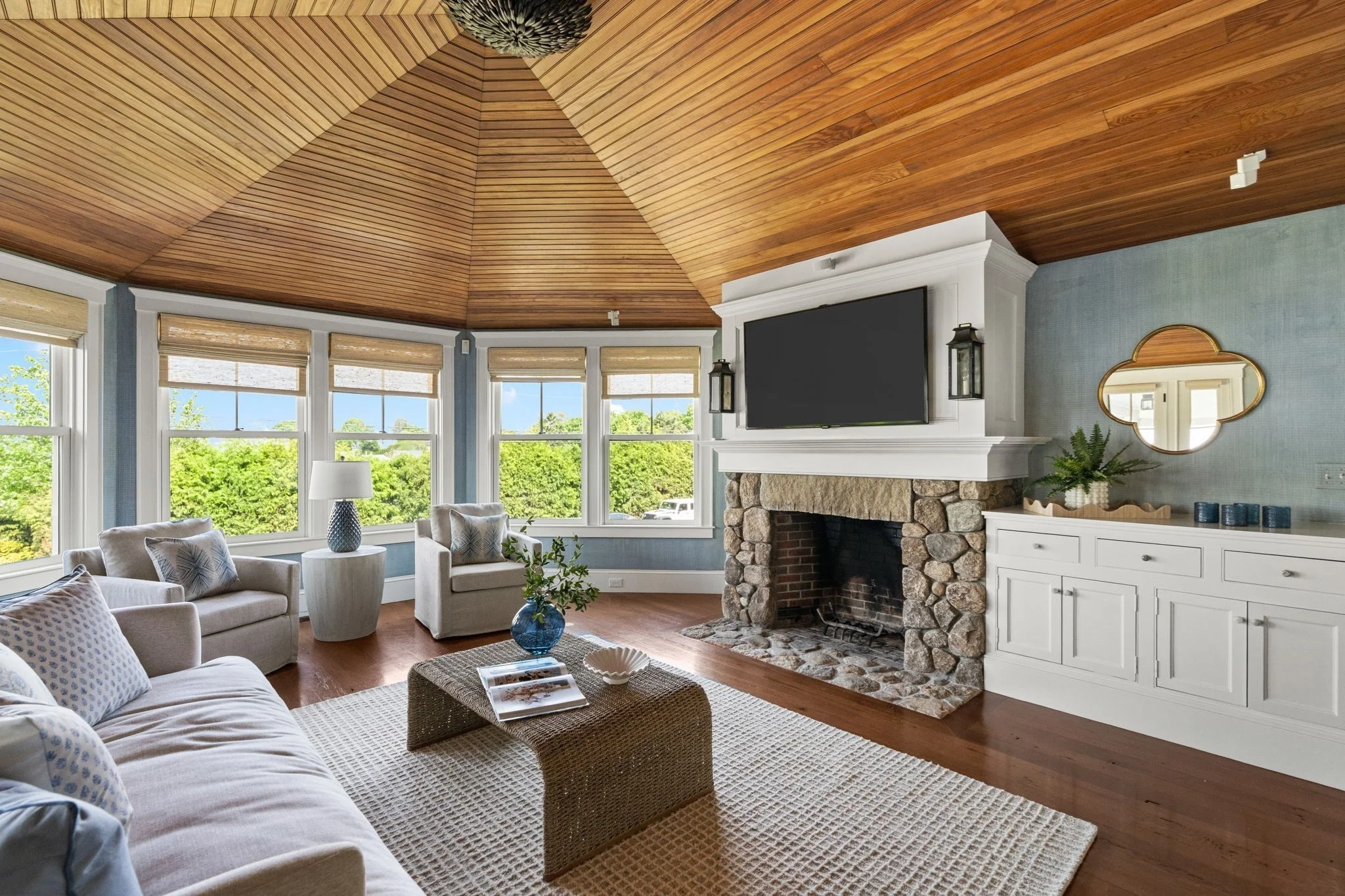 6 bed, 4+ bath apartment for rent at 48 Whiton Ave, Hingham — photo 18 of 42