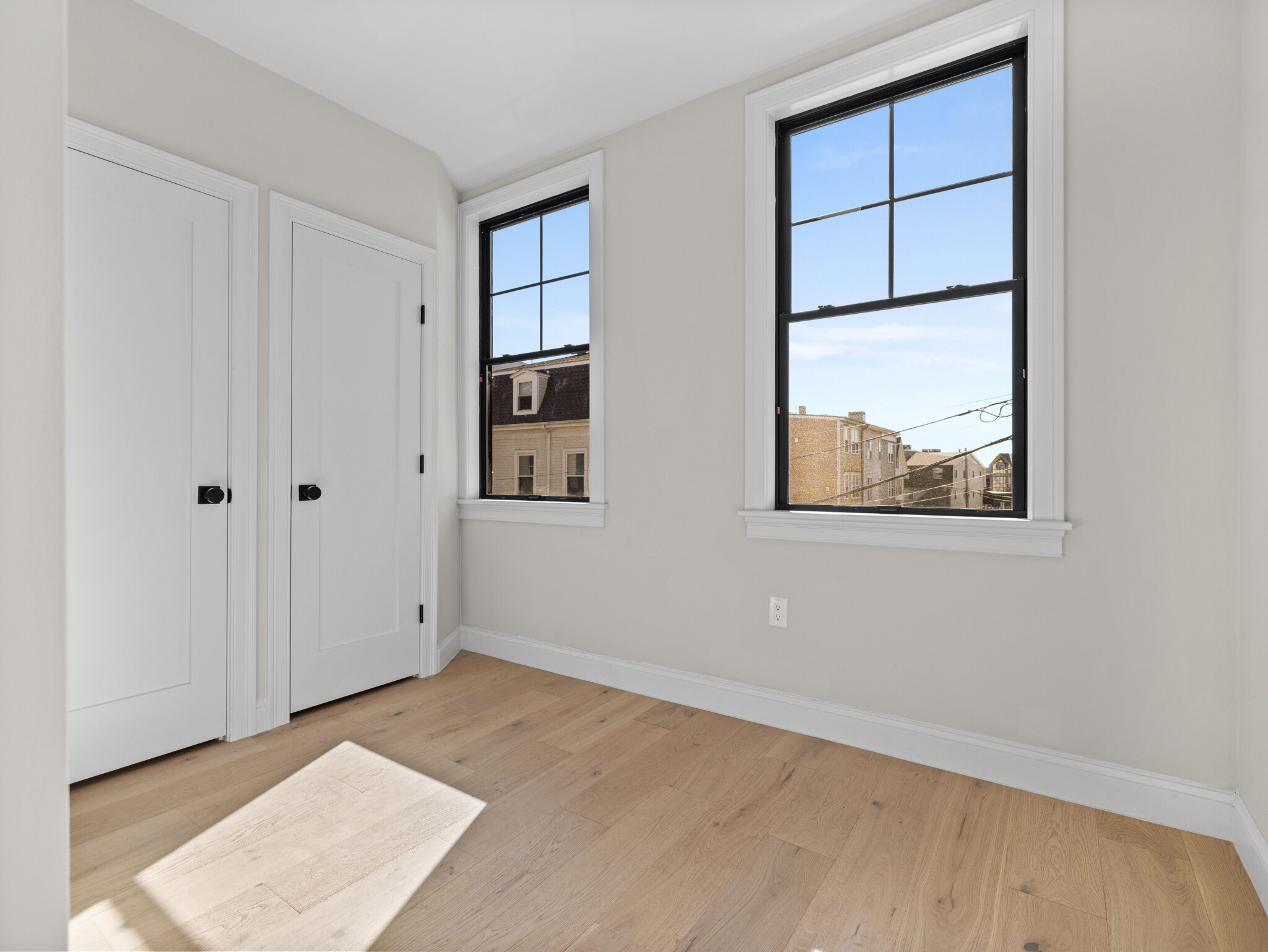 4 bed, 2 bath apartment for rent at 48 Woodward St Unit 2, South Boston — photo 11 of 19