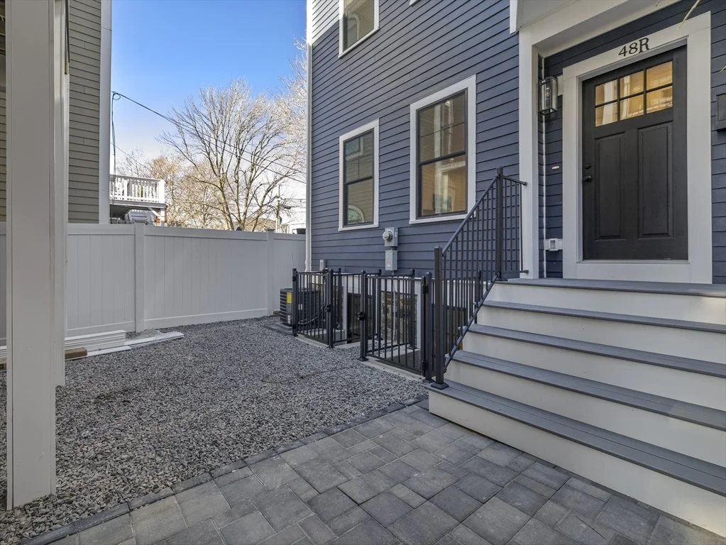 5 bed, 2.5 bath apartment for rent at 48 Woodward St Unit R, South Boston — photo 26 of 31