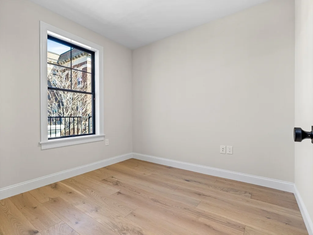 4 bed, 2 bath apartment for rent at 48 Woodward Unit 3, South Boston — photo 12 of 20