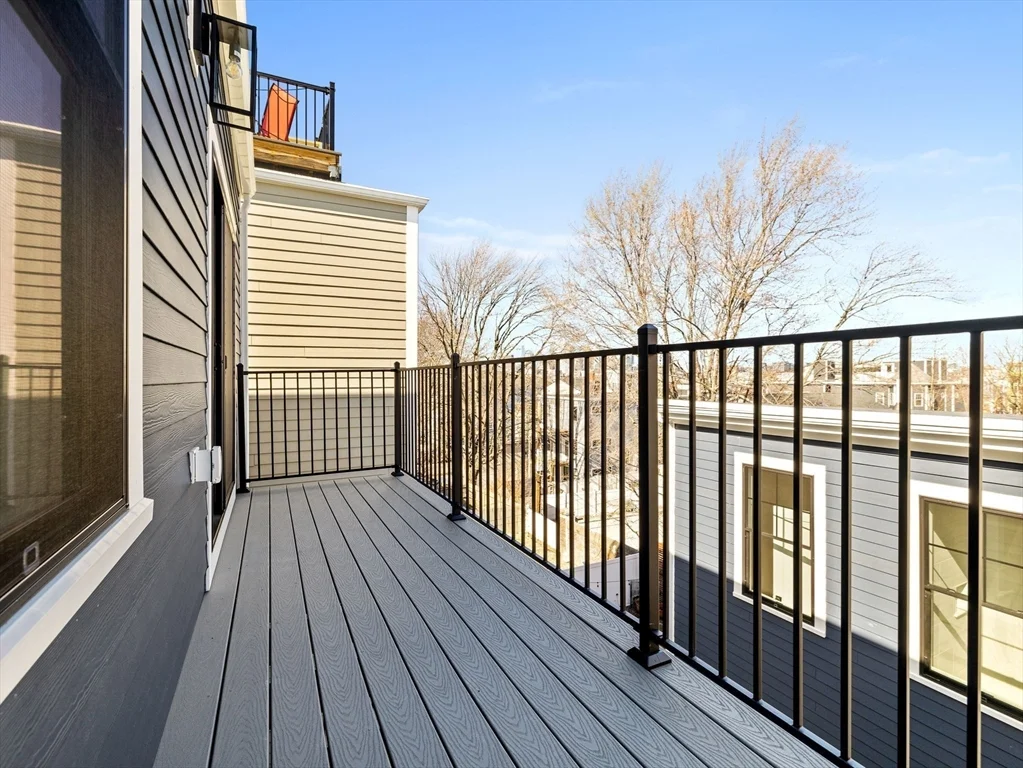 4 bed, 2 bath apartment for rent at 48 Woodward Unit 3, South Boston — photo 18 of 20