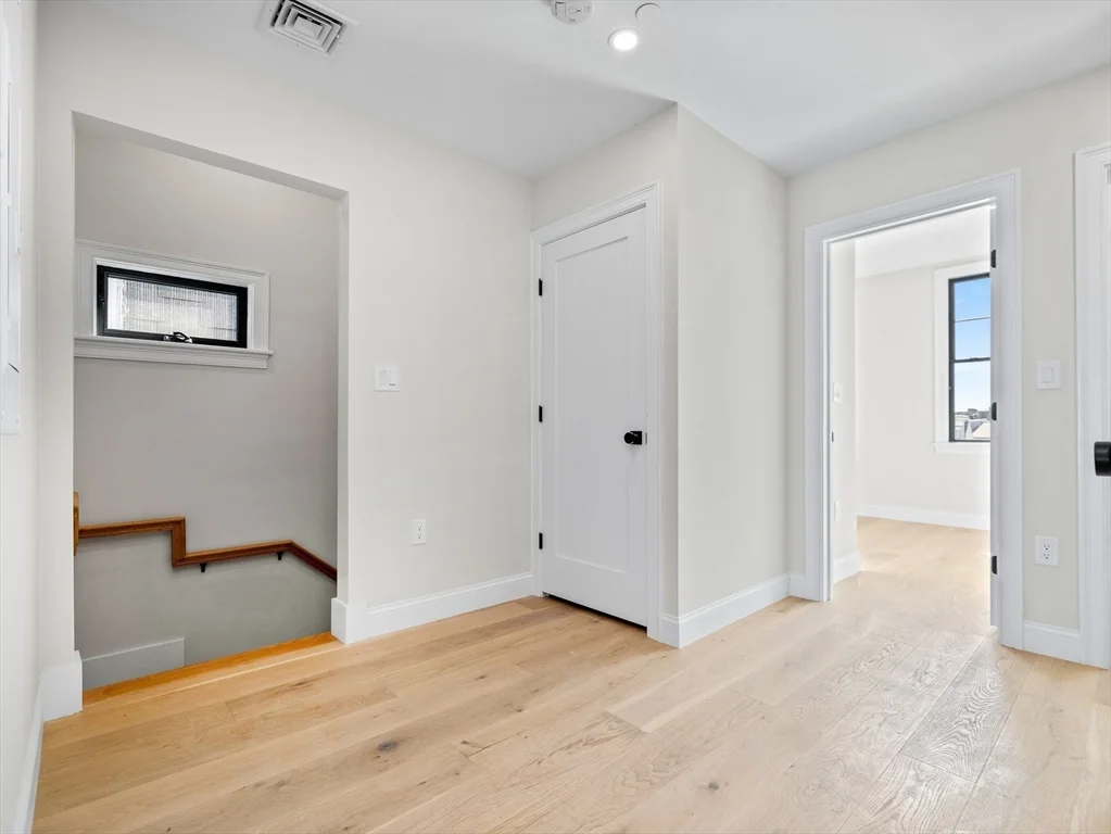 4 bed, 2 bath apartment for rent at 48 Woodward Unit 3, South Boston — photo 6 of 20