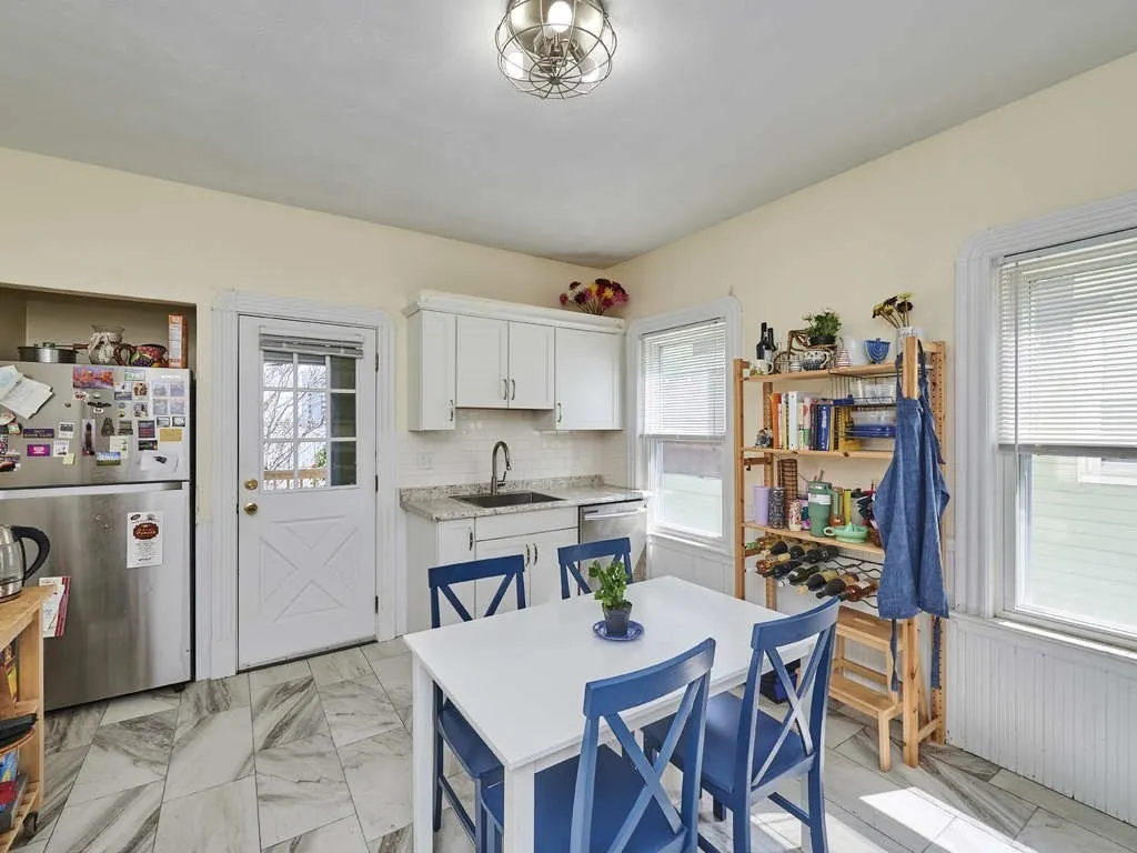 2 bed, 1 bath apartment for rent at 48 Wordsworth St Unit 2, East Boston — photo 4 of 21