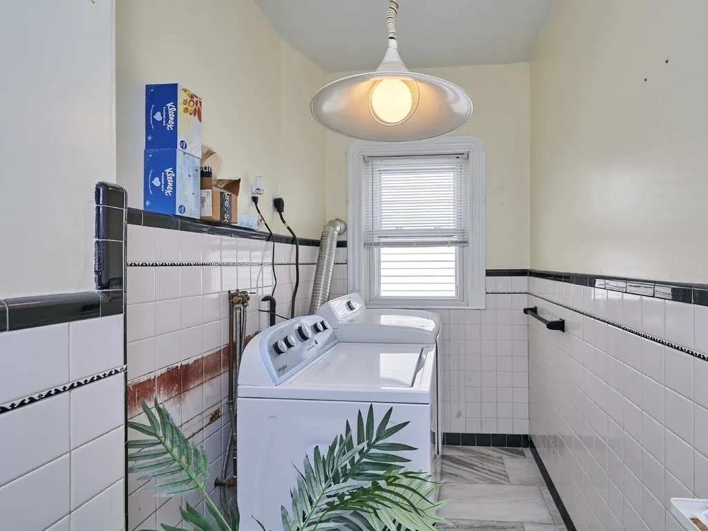 2 bed, 1 bath apartment for rent at 48 Wordsworth St Unit 2, East Boston — photo 7 of 21