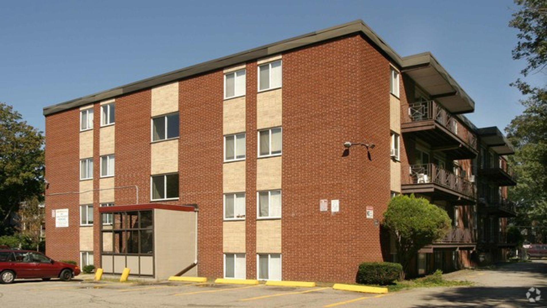 2 bed, 1 bath apartment for rent at 480 Norfolk St Unit 2, Mattapan — photo 3 of 12