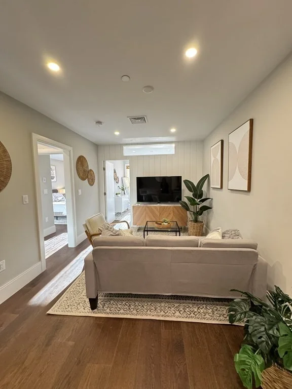 3 bed, 1 bath apartment for rent at 480 W Broadway Unit 201, Boston — photo 11 of 16