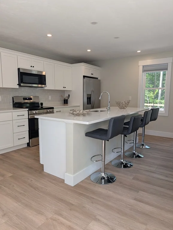 1 bed, 1 bath apartment for rent at 480 Wareham St Unit 12, Middleboro — photo 3 of 29