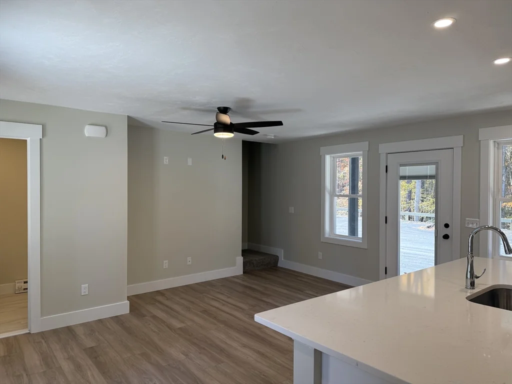 1 bed, 1 bath apartment for rent at 480 Wareham St Unit 12, Middleboro — photo 7 of 19