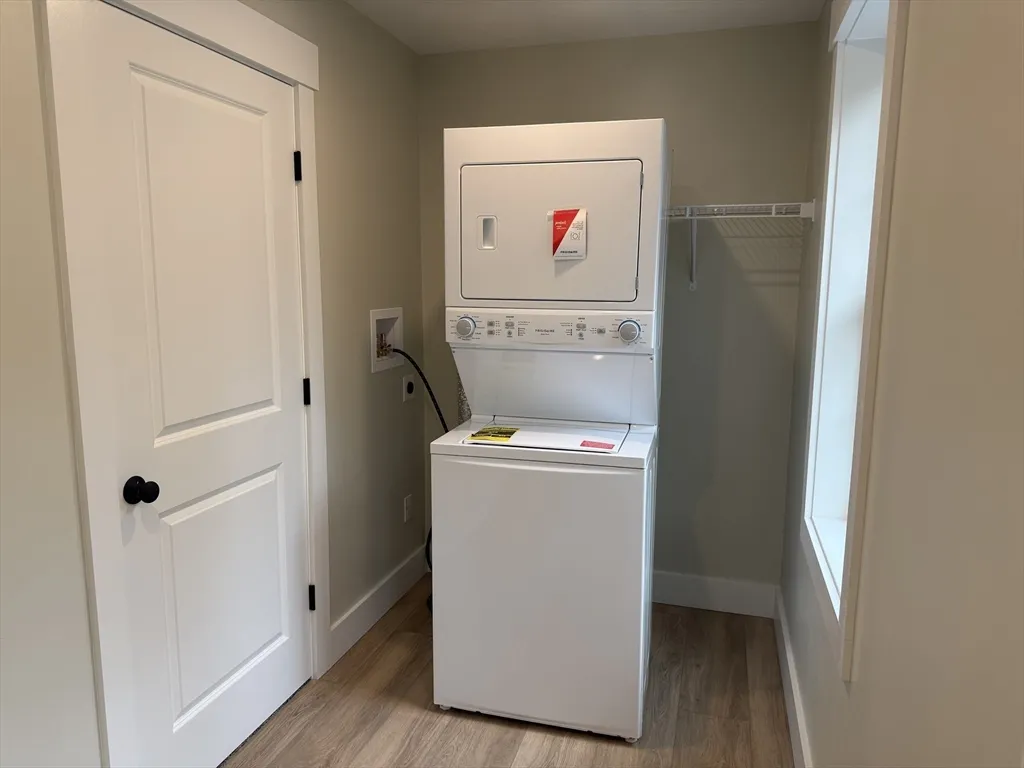 1 bed, 1 bath apartment for rent at 480 Wareham St Unit 14, Middleboro — photo 10 of 17