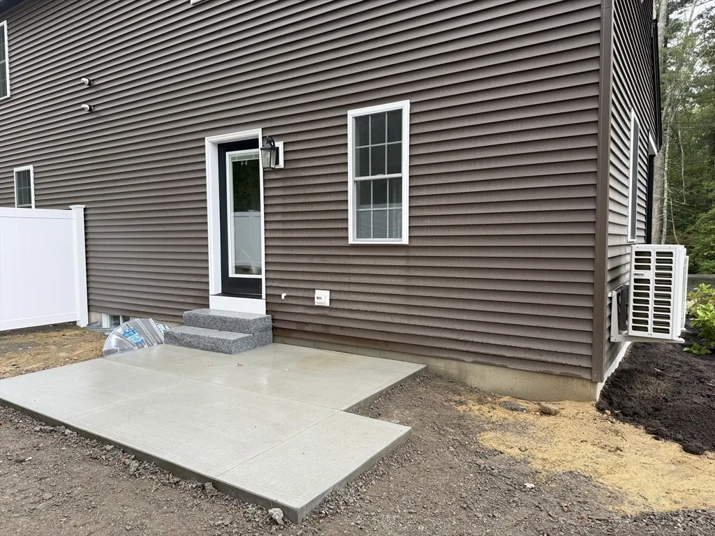 1 bed, 1 bath apartment for rent at 480 Wareham St Unit 14, Middleboro — photo 17 of 17