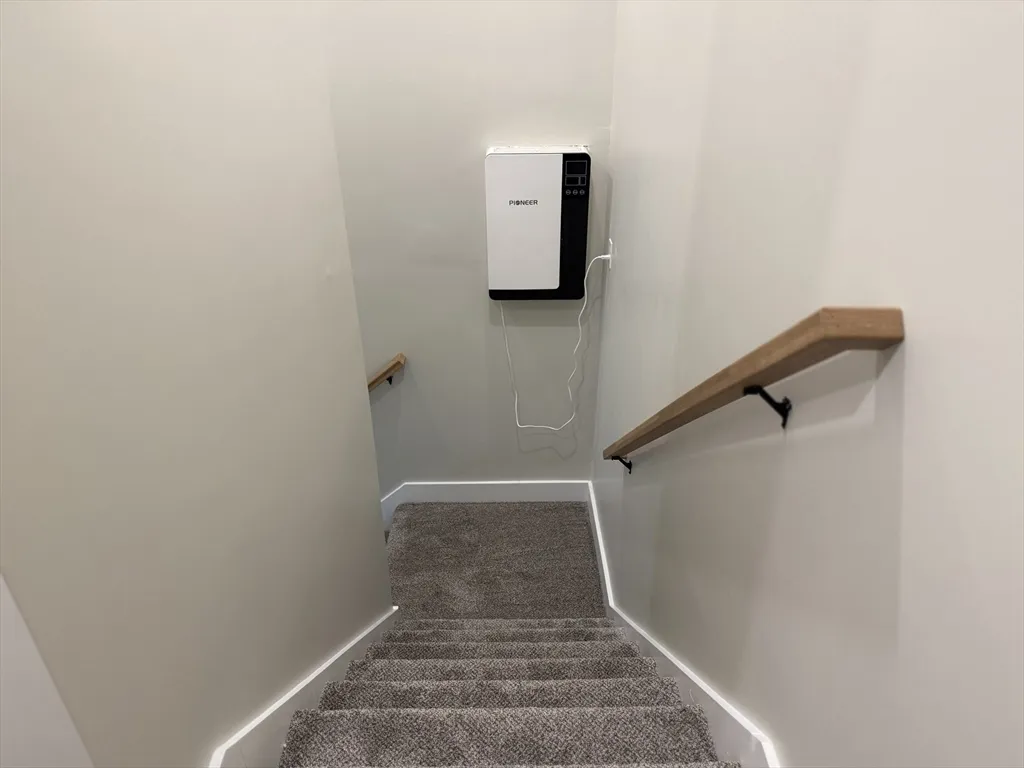 1 bed, 1 bath apartment for rent at 480 Wareham St Unit 14, Middleboro — photo 9 of 17