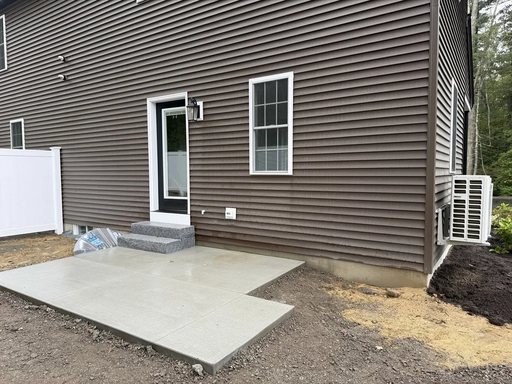 1 bed, 1 bath apartment for rent at 480 Wareham St Unit 16, Middleboro — photo 17 of 18