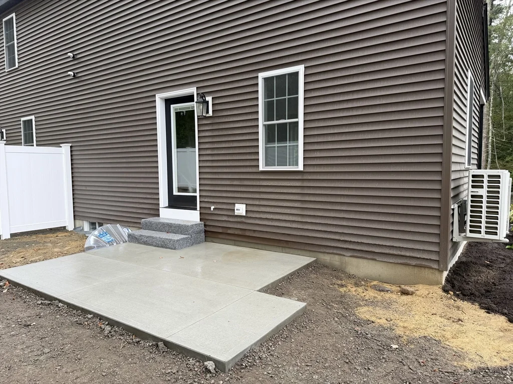 1 bed, 1 bath apartment for rent at 480 Wareham St Unit 26, Middleboro — photo 18 of 19
