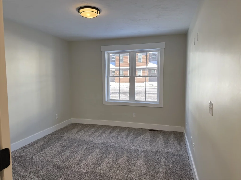 1 bed, 1 bath apartment for rent at 480 Wareham St Unit 29, Middleboro — photo 11 of 17