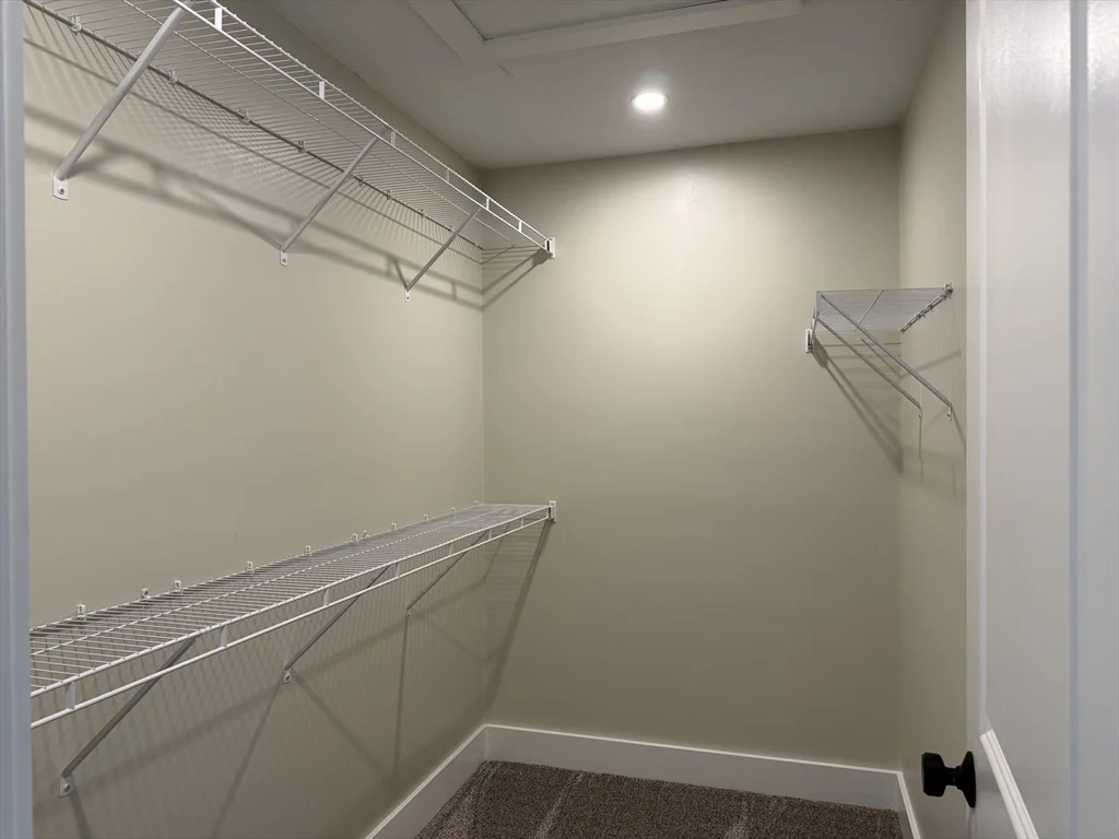 1 bed, 1 bath apartment for rent at 480 Wareham St Unit 30, Middleboro — photo 12 of 18