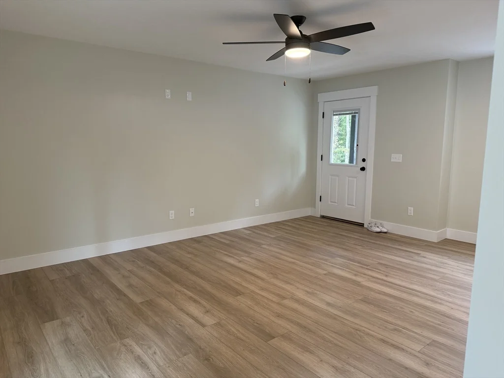 1 bed, 1 bath apartment for rent at 480 Wareham St Unit 30, Middleboro — photo 8 of 18
