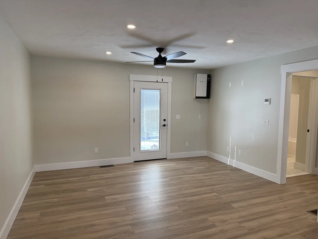1 bed, 1 bath apartment for rent at 480 Wareham St Unit 31, Middleboro — photo 4 of 15