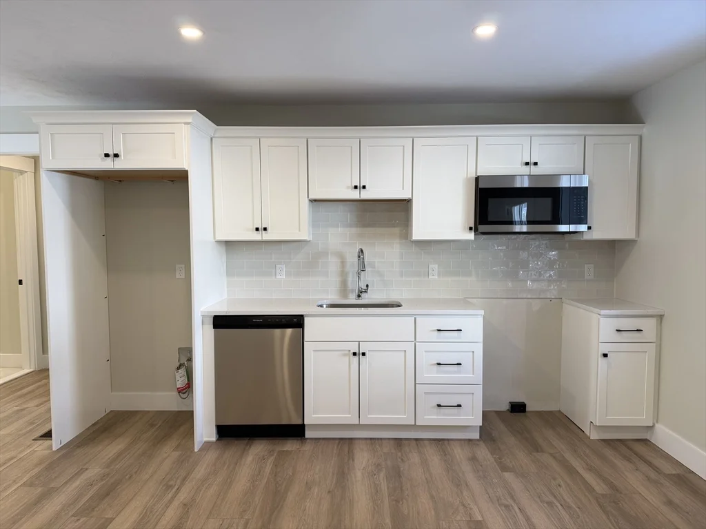 1 bed, 1 bath apartment for rent at 480 Wareham St Unit 31, Middleboro — photo 6 of 15