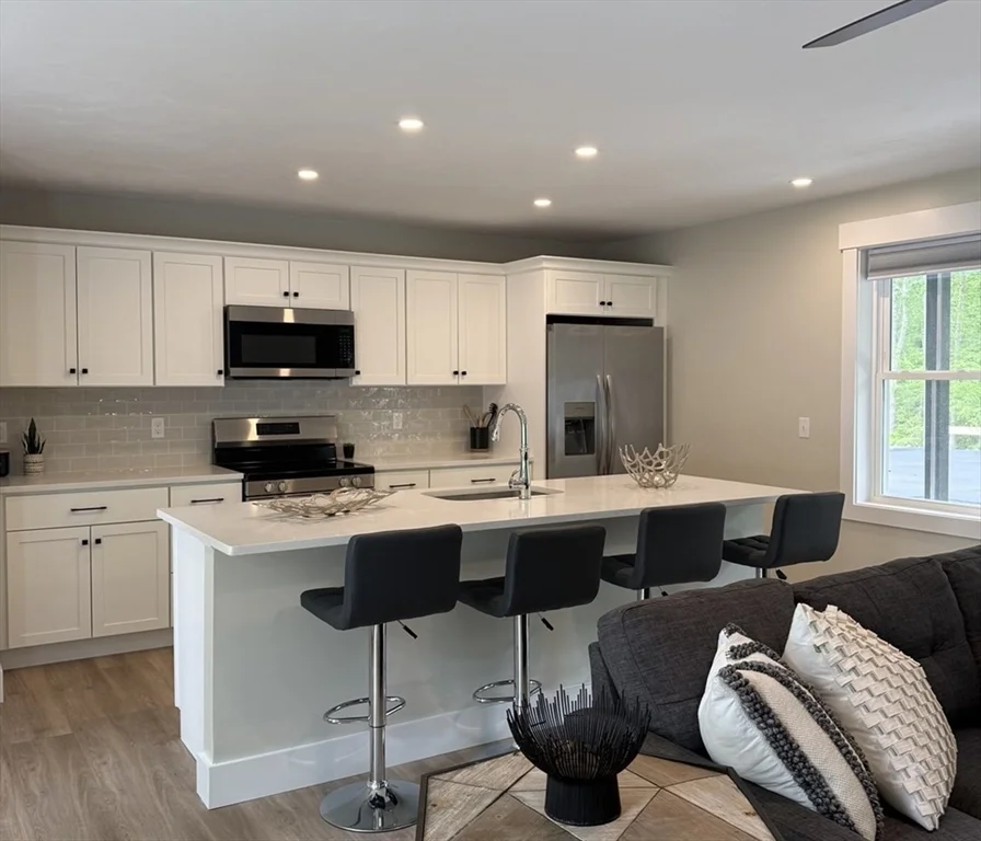 1 bed, 1 bath apartment for rent at 480 Wareham St Unit 34, Middleboro — photo 8 of 19