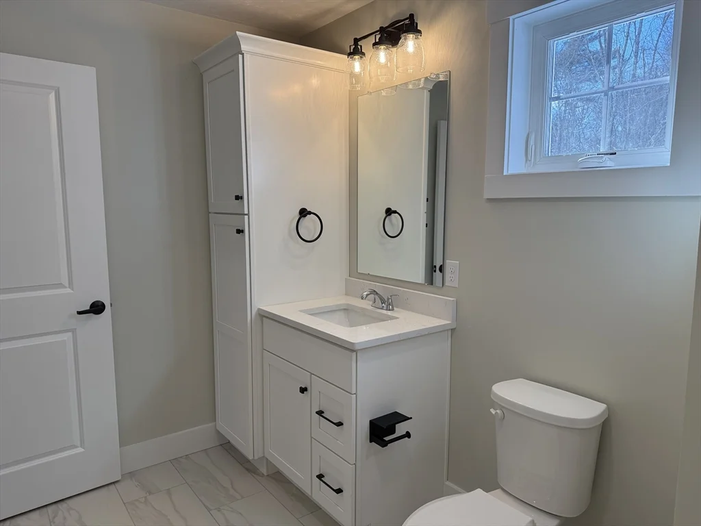 1 bed, 1 bath apartment for rent at 480 Wareham St Unit 35, Middleboro — photo 11 of 19