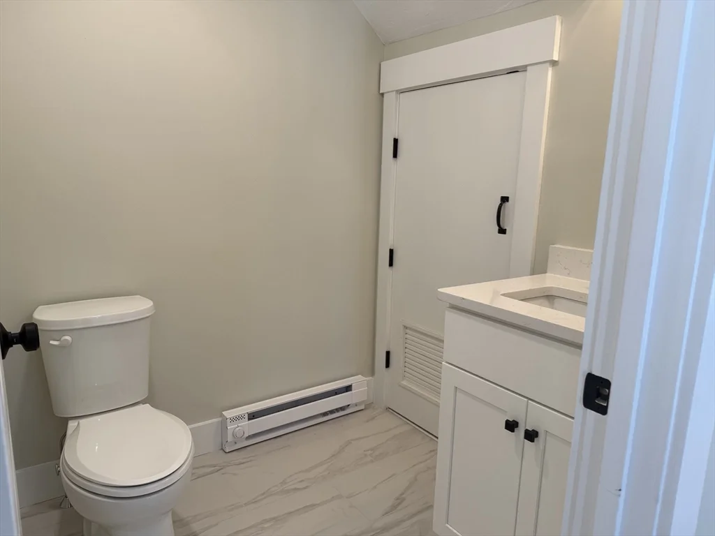 1 bed, 1 bath apartment for rent at 480 Wareham St Unit 36, Middleboro — photo 9 of 19
