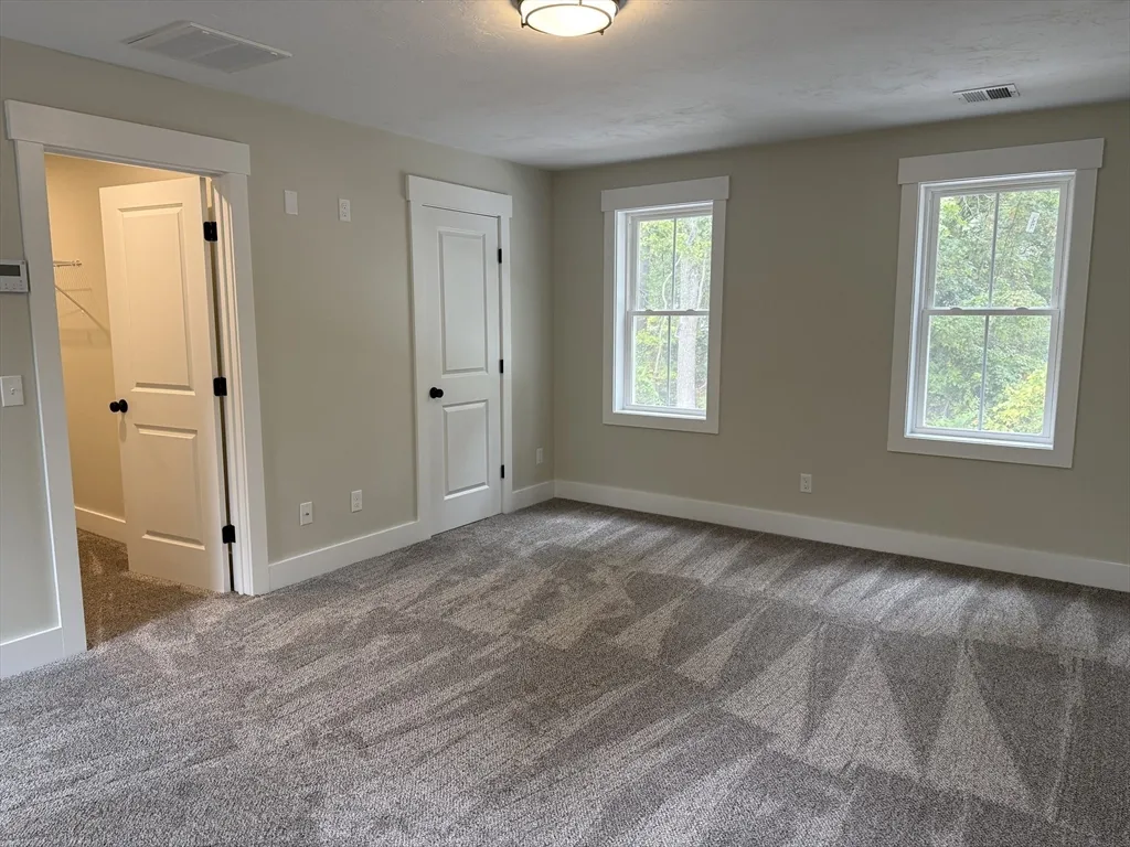 1 bed, 1 bath apartment for rent at 480 Wareham St Unit 6, Middleboro — photo 15 of 18