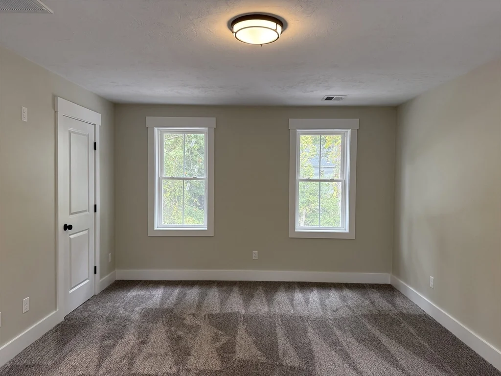 1 bed, 1 bath apartment for rent at 480 Wareham St Unit 8, Middleboro — photo 14 of 19
