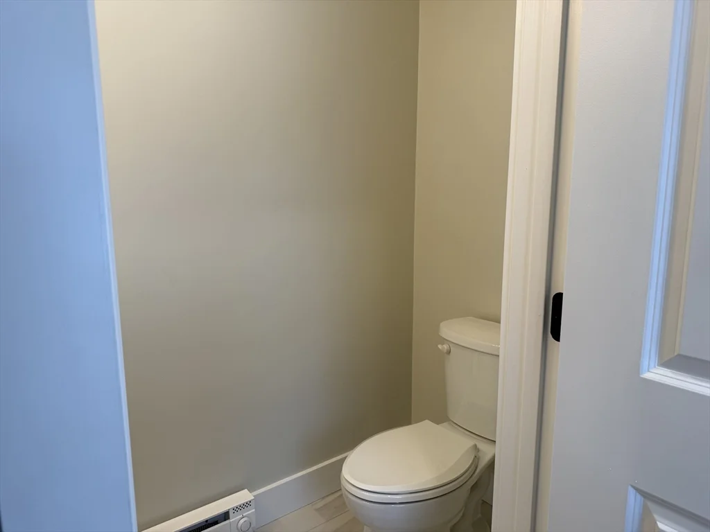1 bed, 1 bath apartment for rent at 480 Wareham St Unit 8, Middleboro — photo 11 of 19
