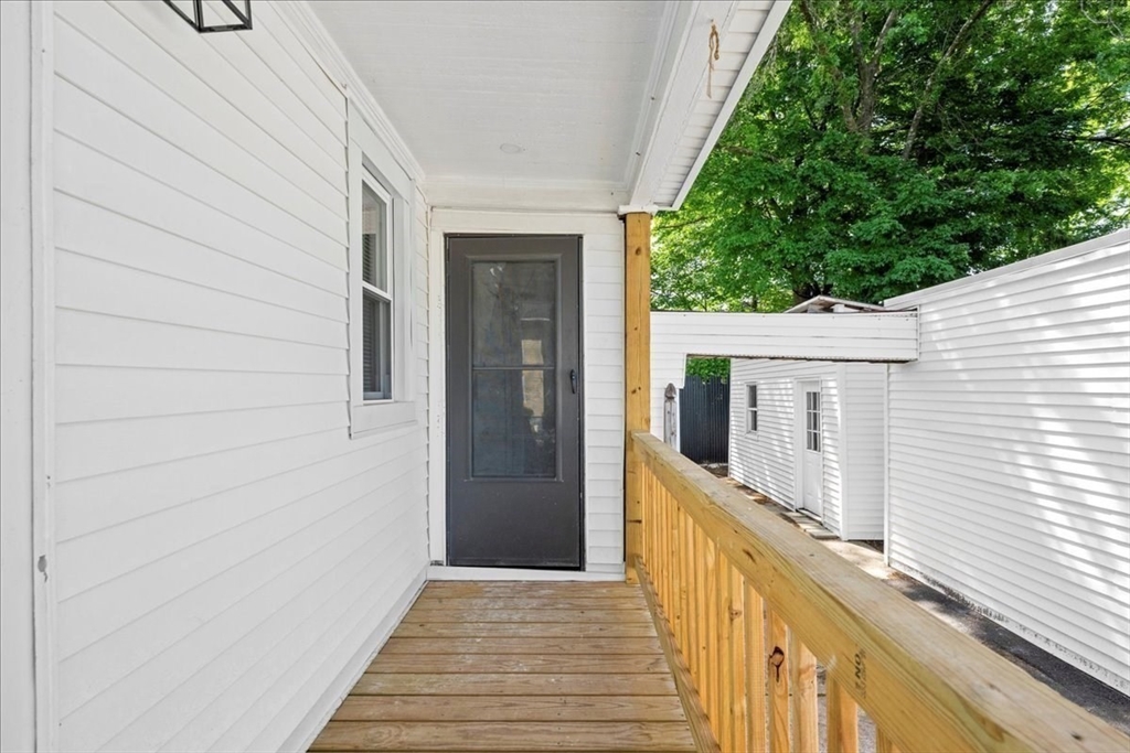 4 bed, 1 bath apartment for rent at 480 White St Unit 2, Springfield — photo 34 of 40