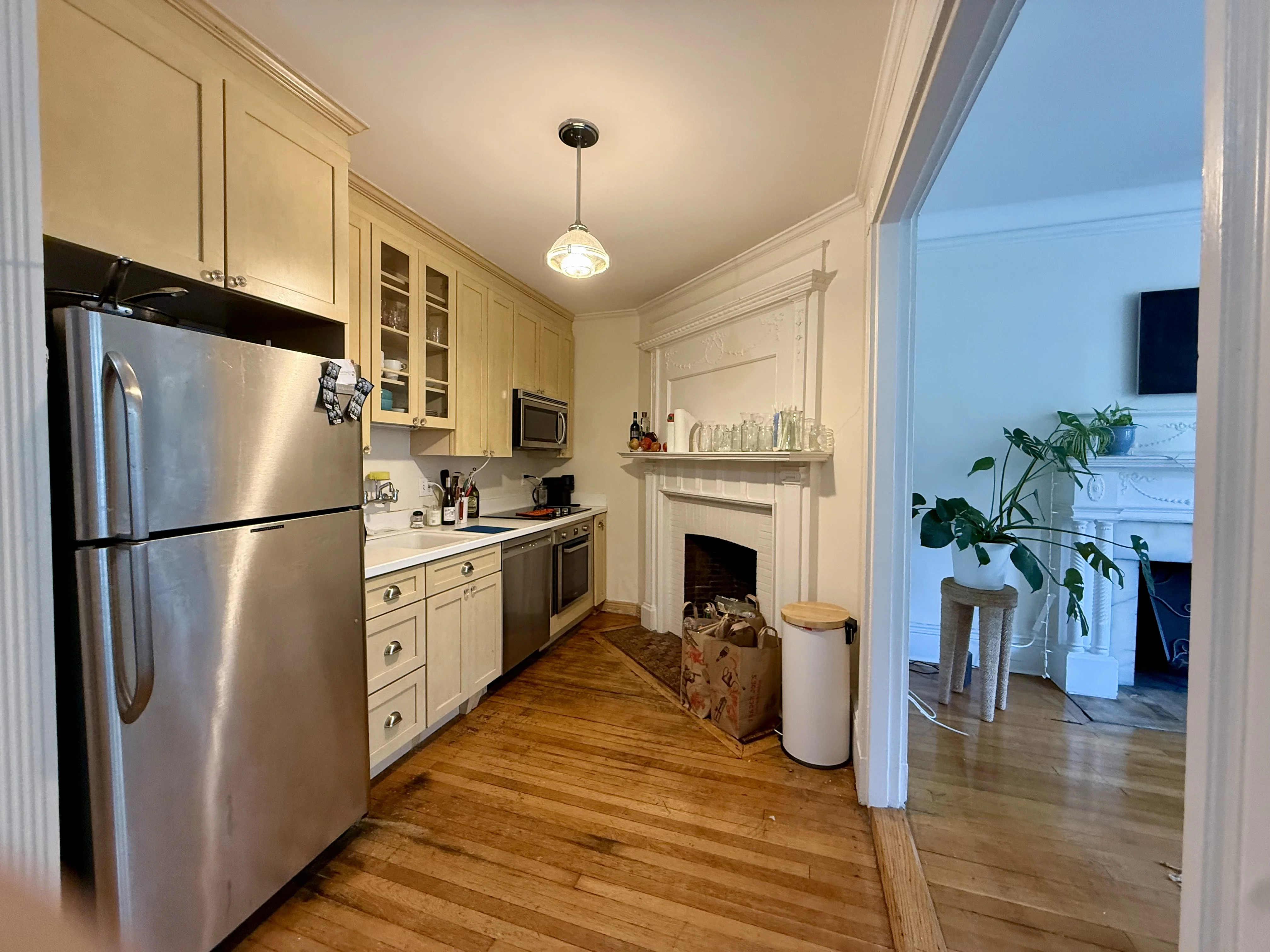 2 bed, 1 bath apartment for rent at 481 Beacon St Unit 24A, Back Bay — photo 4 of 13