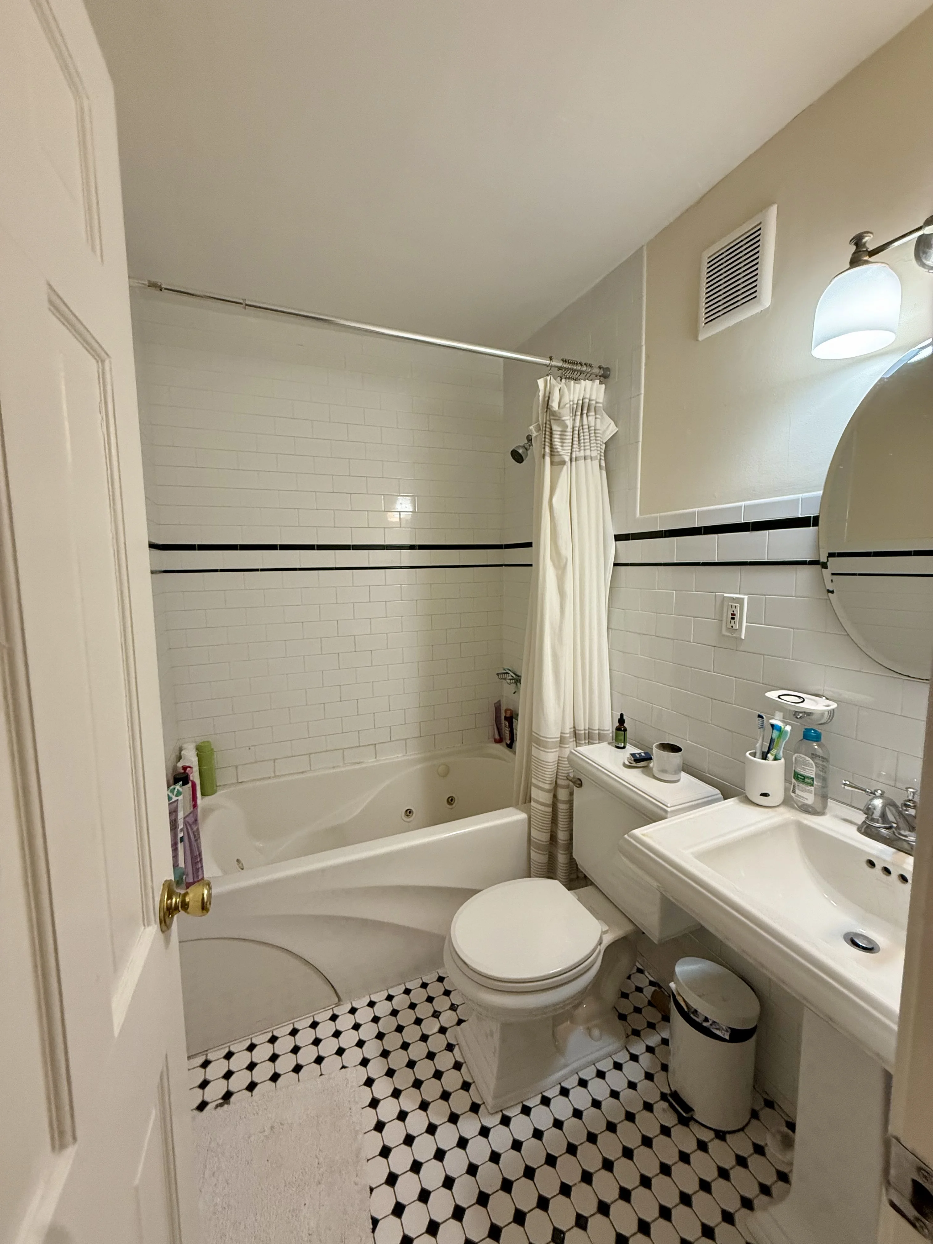 2 bed, 1 bath apartment for rent at 481 Beacon St Unit 24A, Back Bay — photo 12 of 13