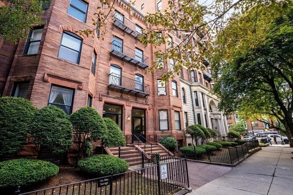 2 bed, 1 bath apartment for rent at 481 Beacon St Unit 34, Back Bay — photo 18 of 20