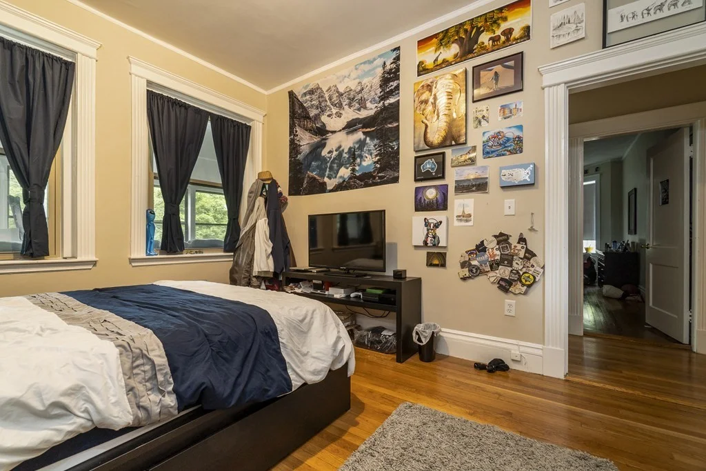 4 bed, 2 bath apartment for rent at 481 Boylston St Unit 3, Brookline Hills — photo 9 of 12