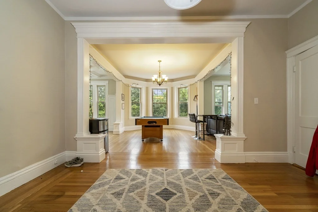 4 bed, 2 bath apartment for rent at 481 Boylston St Unit 3, Brookline Hills — photo 6 of 12