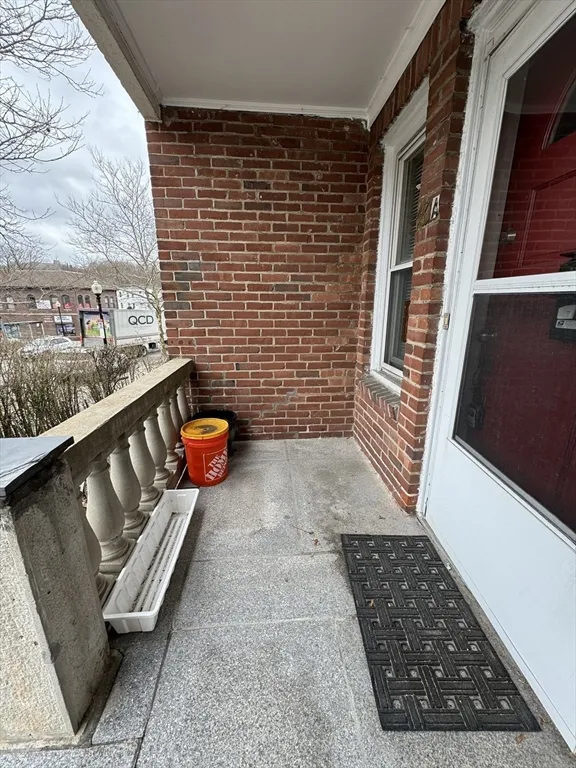 3 bed, 1 bath apartment for rent at 481 Washington St Unit 1, Brighton — photo 2 of 16