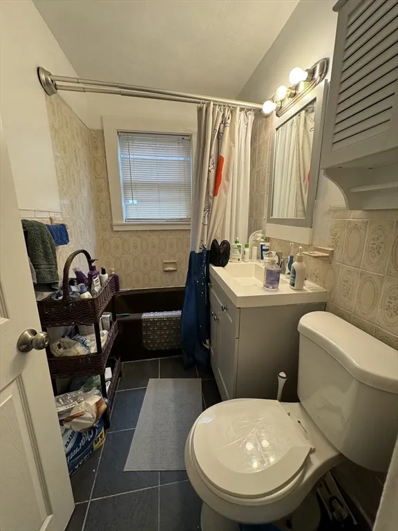 3 bed, 1 bath apartment for rent at 481 Washington St Unit 1, Brighton — photo 12 of 16