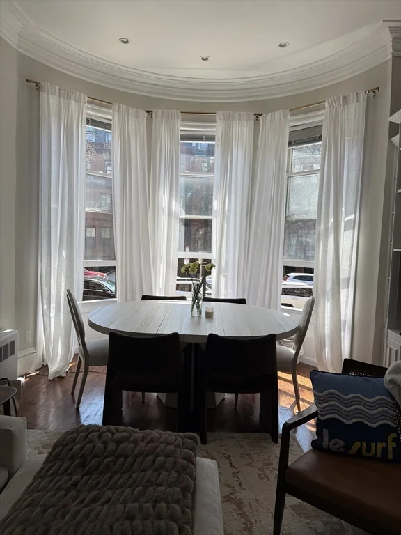 1 bed, 1 bath apartment for rent at 482 Beacon St Unit 11, Back Bay — photo 3 of 11