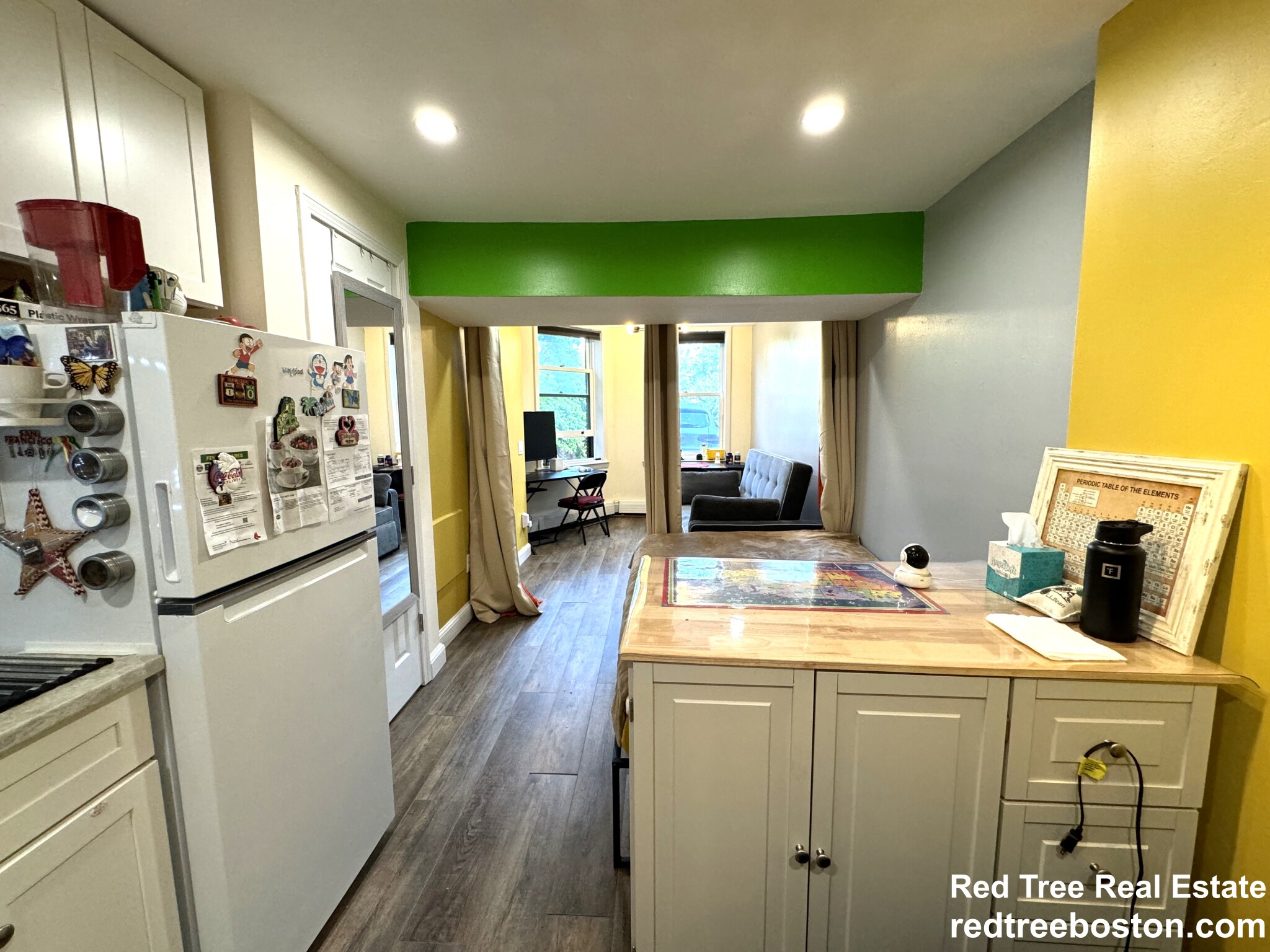 Studio bed, 1 bath apartment for rent at 482 Beacon St Unit 2, Back Bay — photo 2 of 10