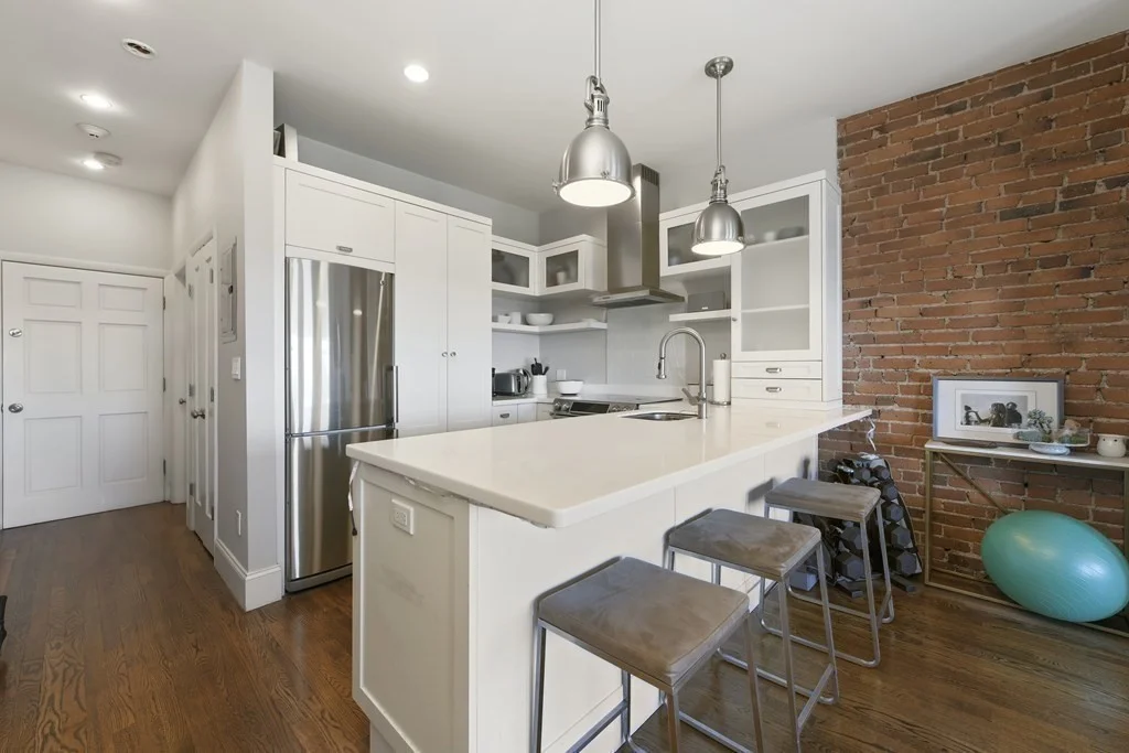 1 bed, 1 bath apartment for rent at 482 Beacon St Unit 32, Back Bay — photo 3 of 16