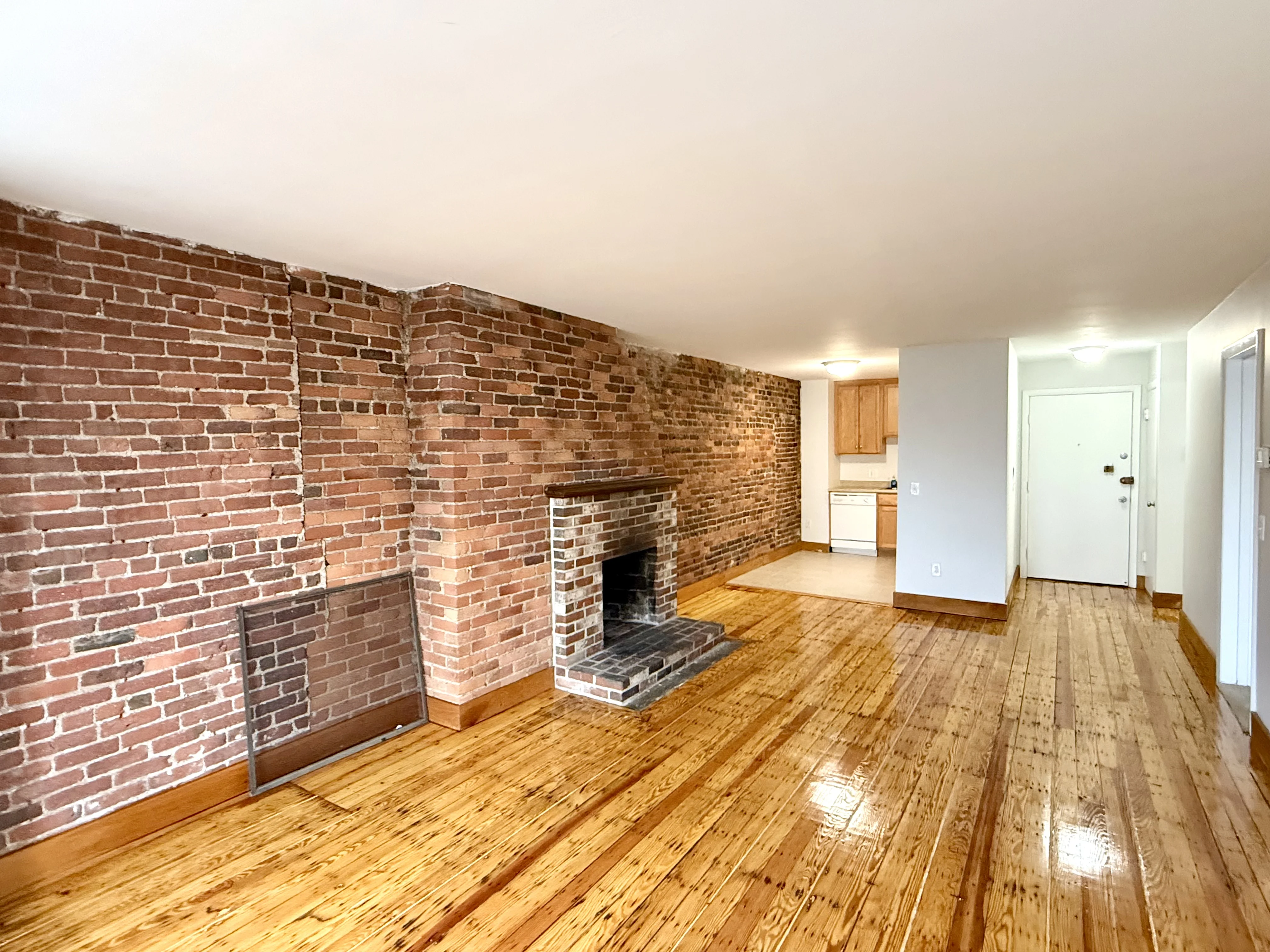 1 bed, 1 bath apartment for rent at 482 Beacon St Unit 401, Back Bay — photo 5 of 11