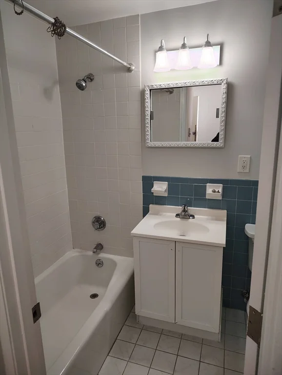 1 bed, 1 bath apartment for rent at 482 Beacon St Unit 41, Back Bay — photo 6 of 6