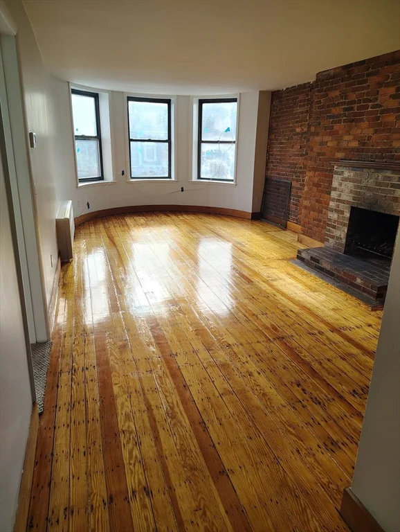 1 bed, 1 bath apartment for rent at 482 Beacon St Unit 41, Back Bay — photo 2 of 6