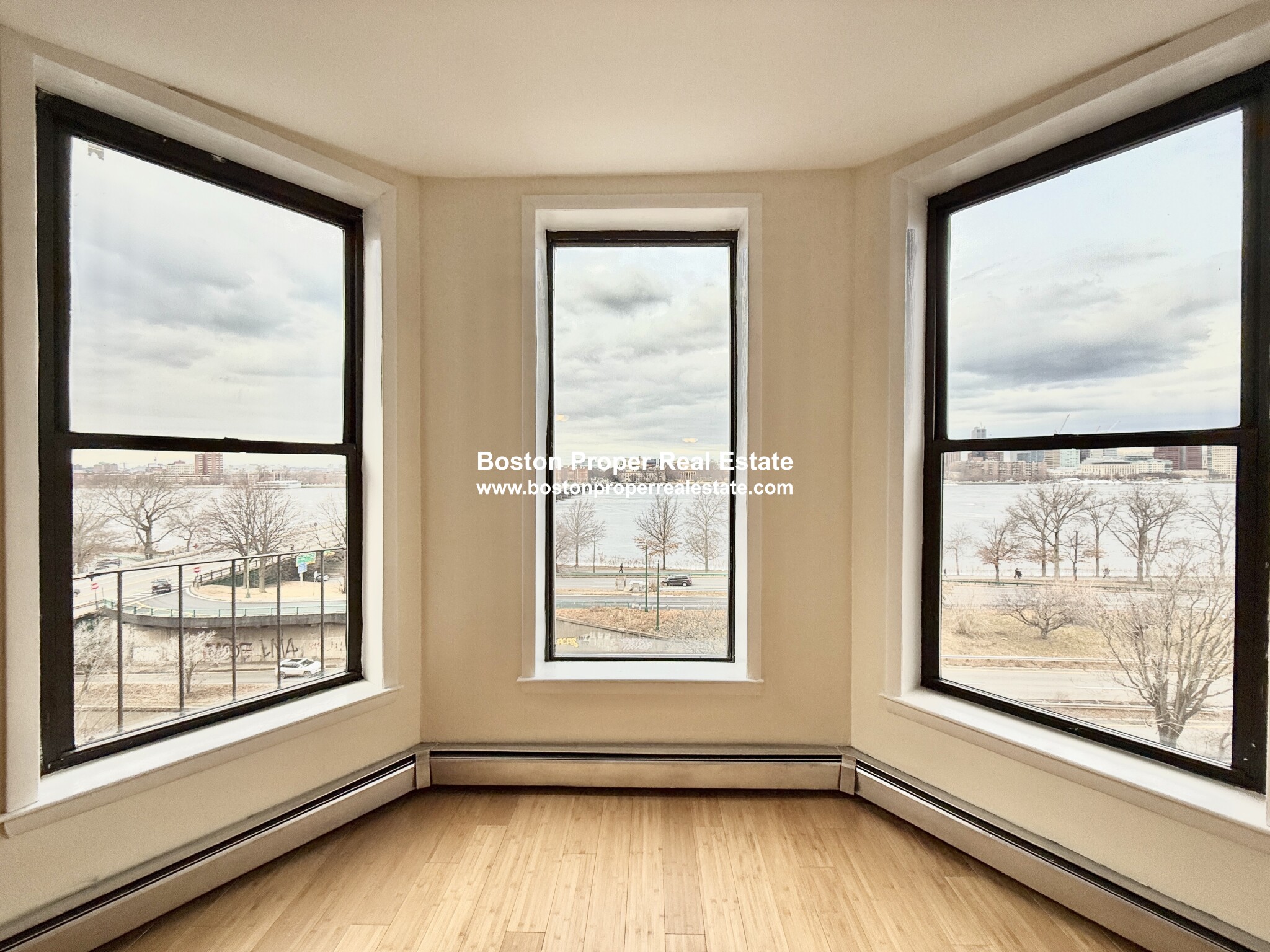 1 bed, 1 bath apartment for rent at 482 Beacon St Unit 52, Back Bay — photo 2 of 12