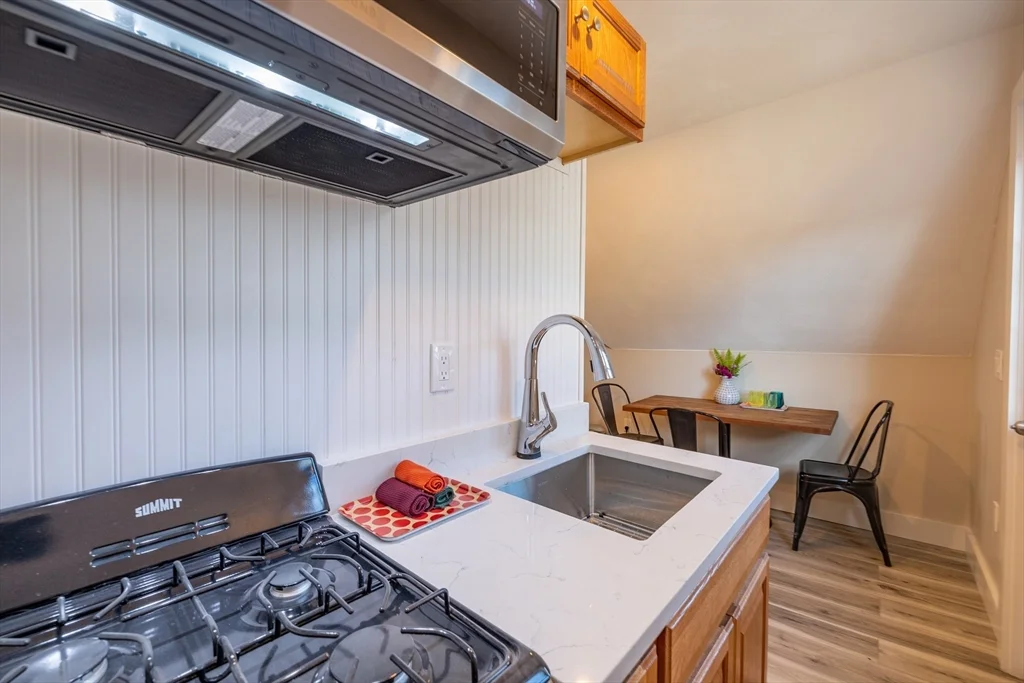 1 bed, 1 bath apartment for rent at 482 Broadway Unit 2, Magoun Square — photo 4 of 14