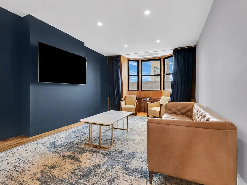 2 bed, 2.5 bath apartment for rent at 482 Columbus Ave Unit Ph, South End — photo 5 of 25