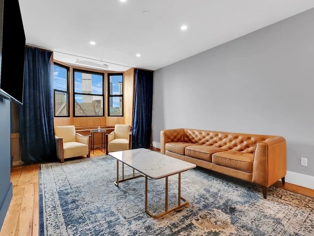 2 bed, 2.5 bath apartment for rent at 482 Columbus Ave Unit Ph, South End — photo 4 of 25