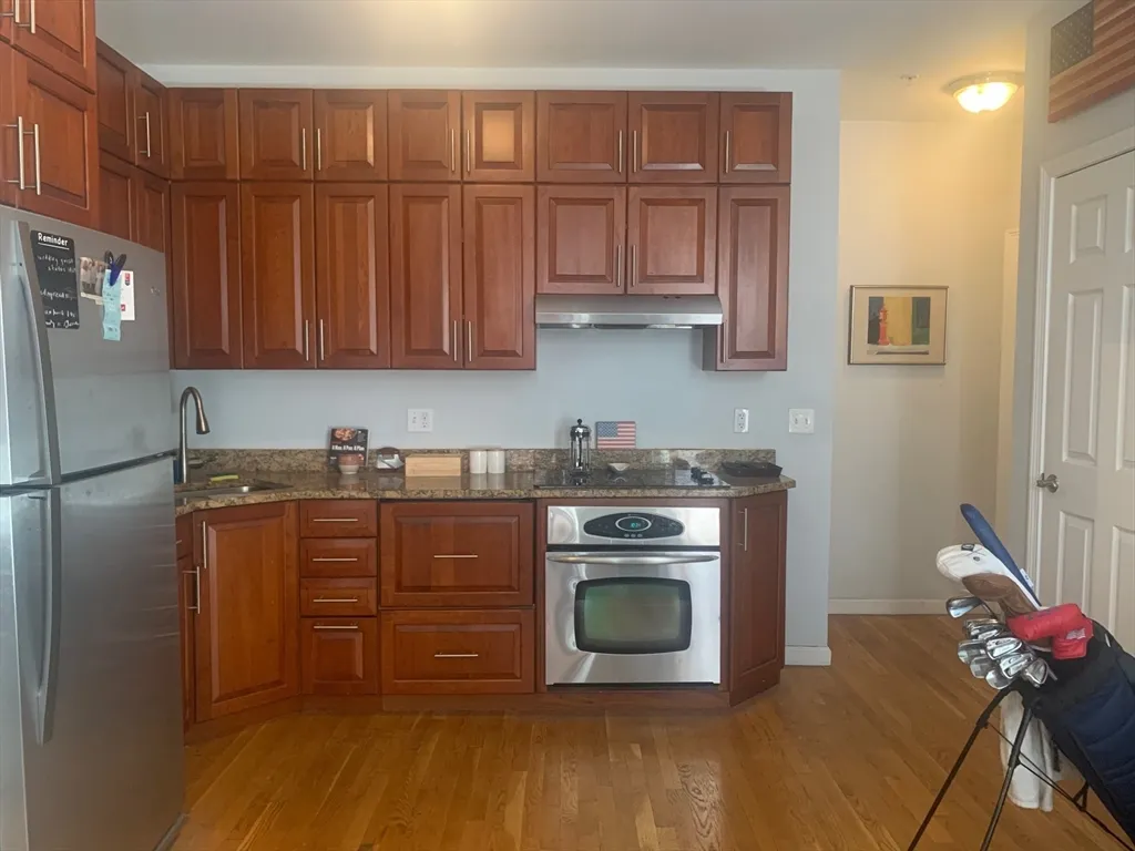 1 bed, 1 bath apartment for rent at 483 Beacon St Unit 26, Back Bay — photo 2 of 9