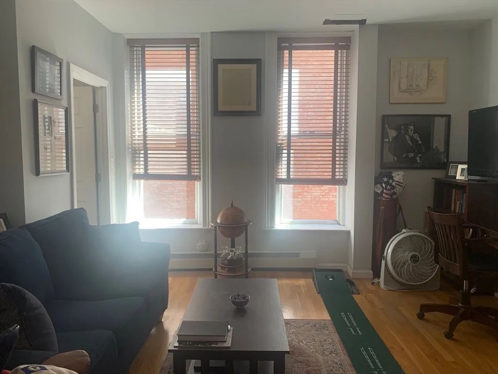 1 bed, 1 bath apartment for rent at 483 Beacon St Unit 26, Back Bay — photo 4 of 9